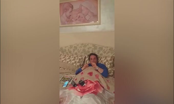 Eziolino Capuano a letto: "Restate a casa"