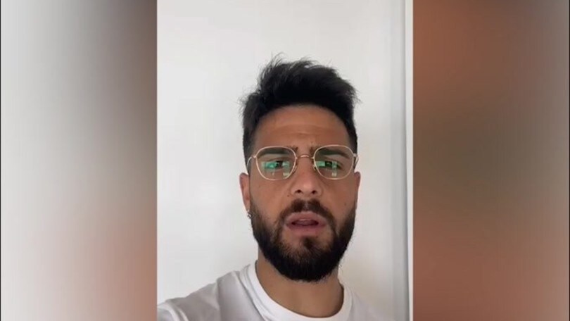 L'appello di Insigne in napoletano: "Nunn'ascite, statevenne a' casa"