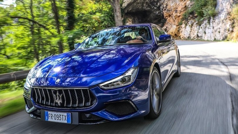 Maserati Ghibli restyling, il 2 litri tra le novità