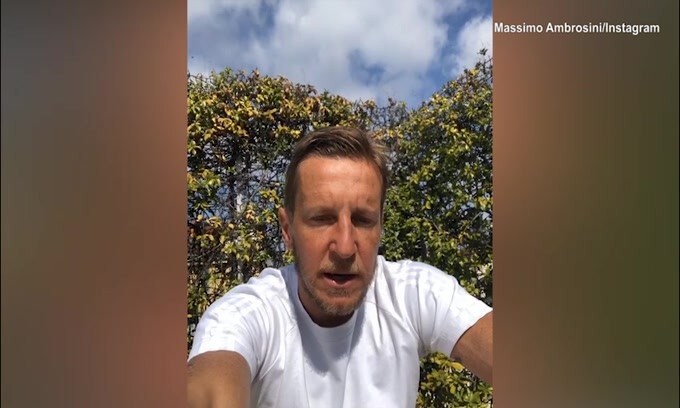 Ambrosini lancia il flashmob: "Cantiamo l'inno di Mameli dal balcone"