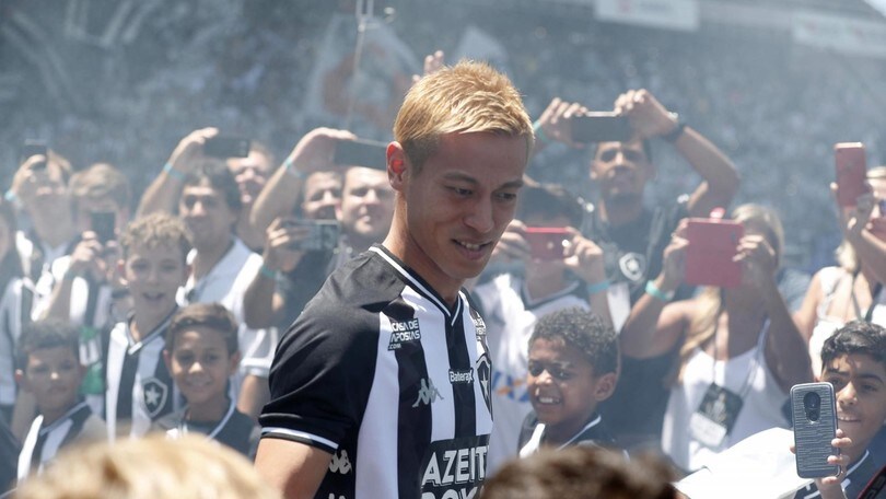 Honda fa 100 con i club: gol al debutto con il Botafogo