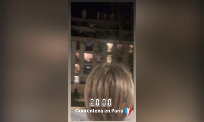Parigi, anche Wanda applaude sul balcone