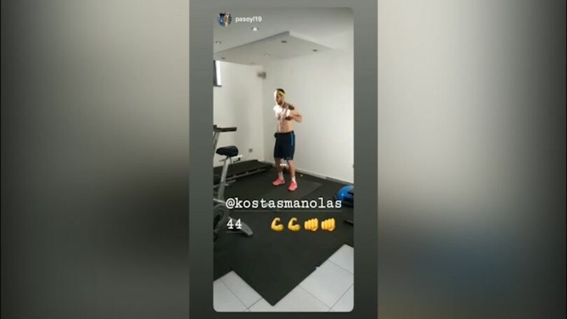 Manolas, sollevamento pesi e tapis roulant