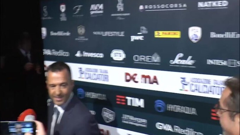 Coronavirus, Cristiano Ronaldo e Mendes scendono in campo