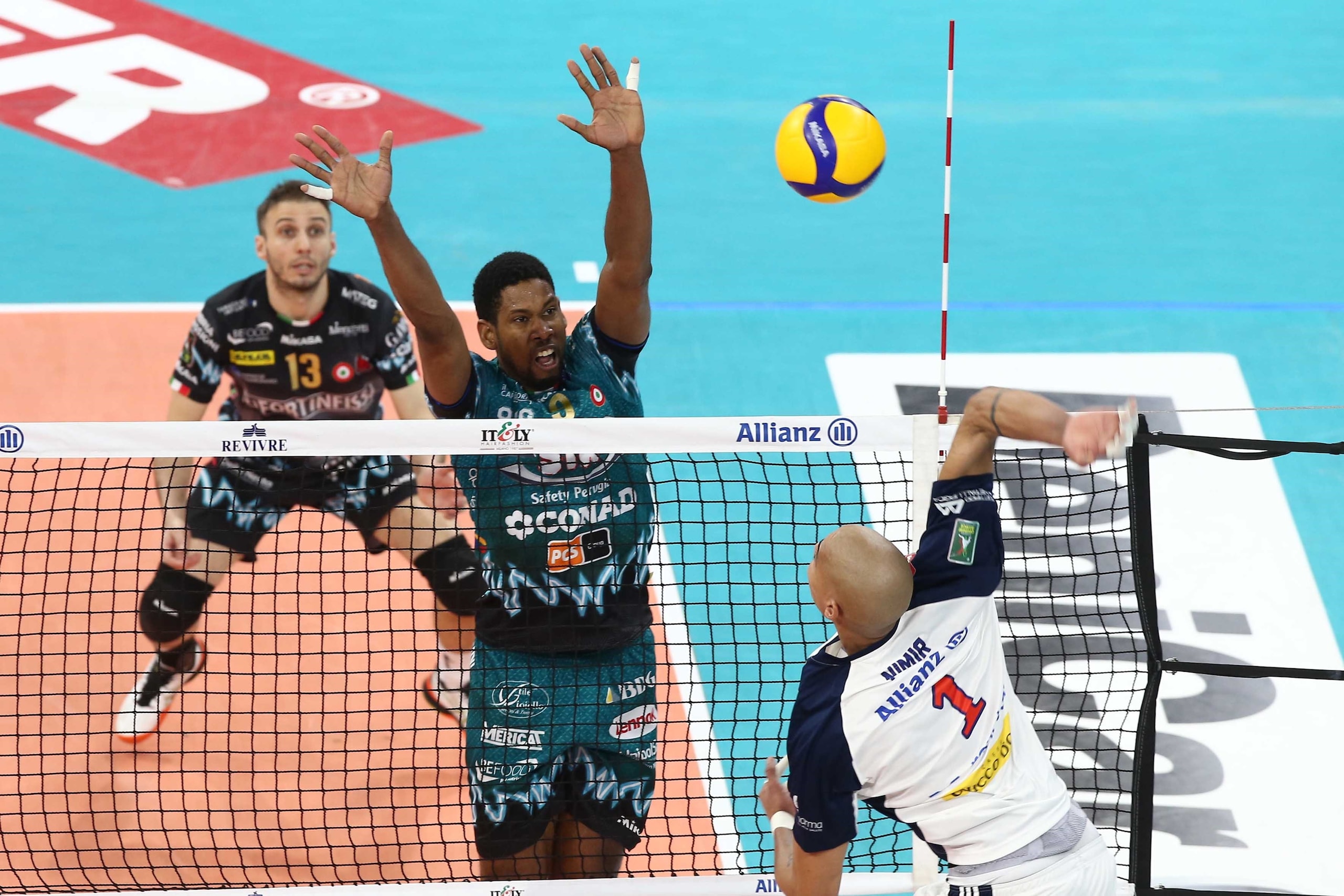 I medici di pallavolo dicono no agli allenamenti