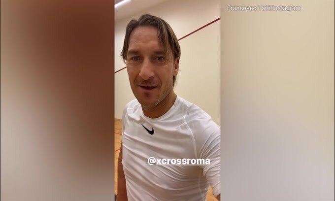 Totti, l'allenamento è faticoso!
