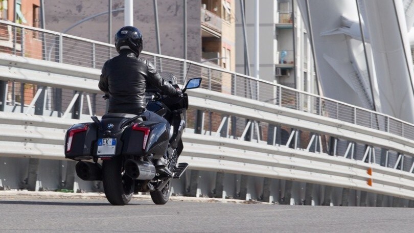 Coronavirus: si può andare in moto solo se necessario e da soli
