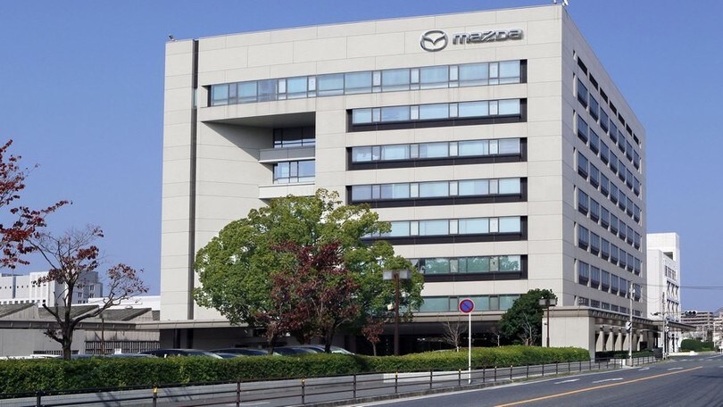 Mazda regola la produzione in risposta alla diffusione del coronavirus