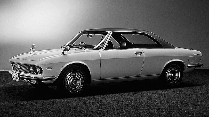 Mazda Luce Rotary Coupé, l’ammiraglia col doppio rotore