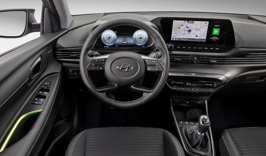 Interni di nuova Hyundai i20: gli scatti