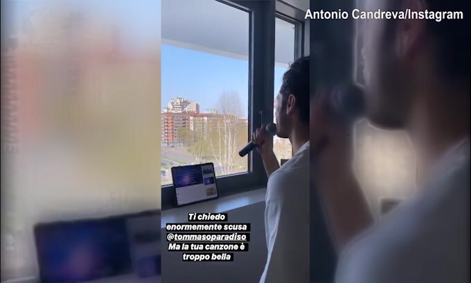 "Non avere paura", Candreva canta a casa