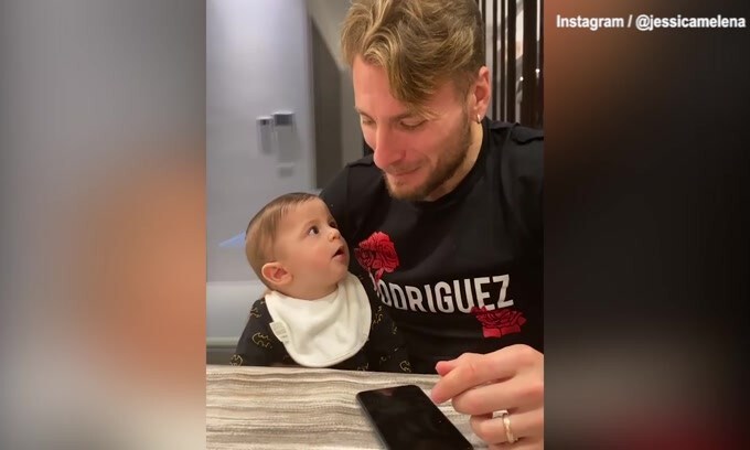 Papà Immobile e i dispetti al piccolo Mattia