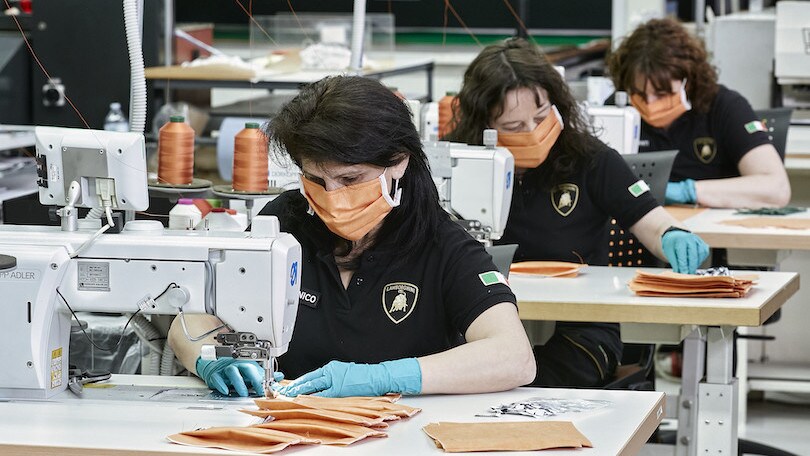 Lamborghini, produzione di mascherine e visori contro il Coronavirus