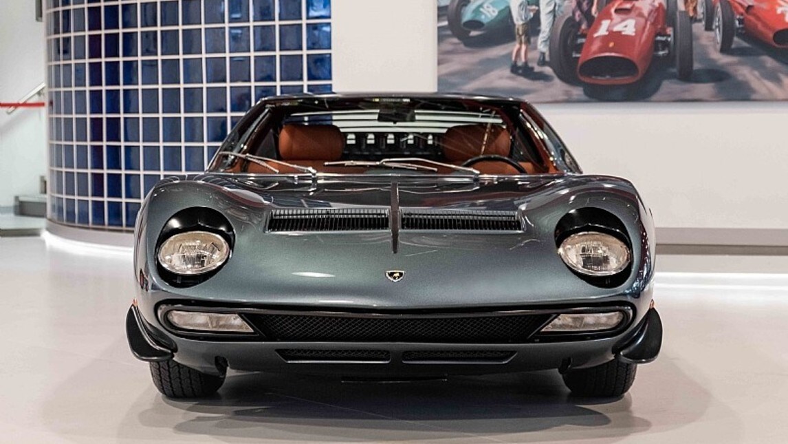 Lamborghini Miura SV: in vendita un esemplare con soli 5759 km