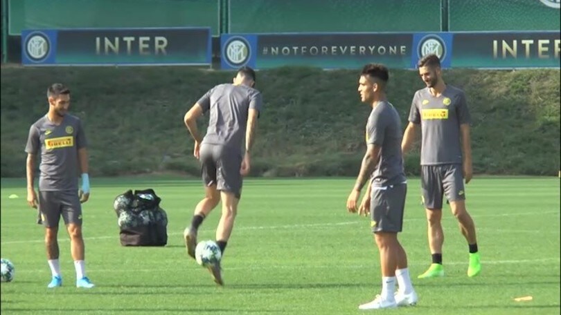 Barca, alzata l'offerta per Lautaro Martinez