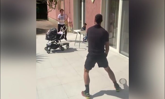 Fognini vs Pennetta, stavolta la rete è un passeggino