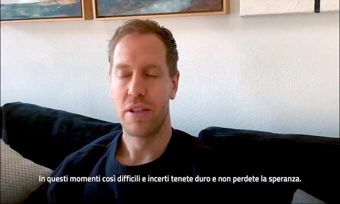 Vettel ai fans: "Tenete duro"