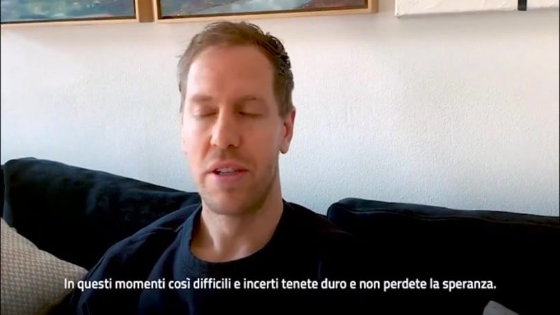 Vettel ai fans: "Tenete duro"