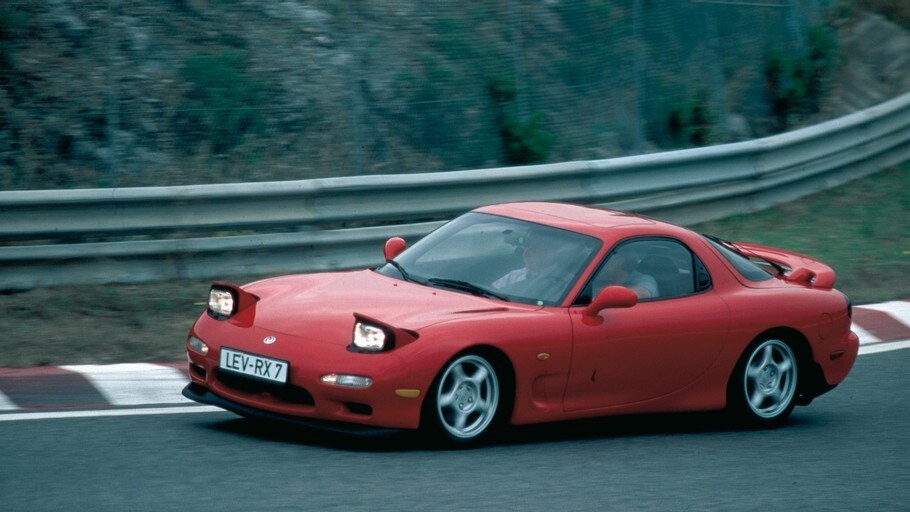 Mazda RX-7, la sportiva con motore rotativo più venduta della storia