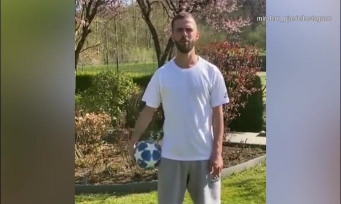 Pjanic sfida...la Schiaffone??