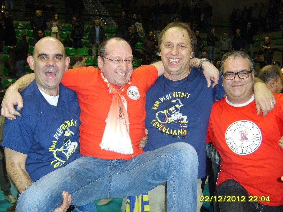 Il volley italiano piange il supertifoso 'Paolone' Sartori