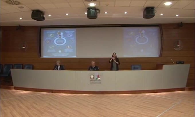 Borrelli: "Scendono pazienti in terapia intensiva"