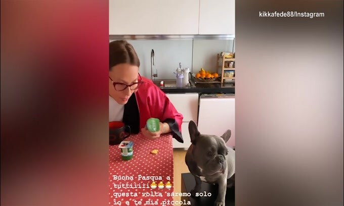 Natale con i tuoi...Pasqua con il cane per Federica Pellegrini!