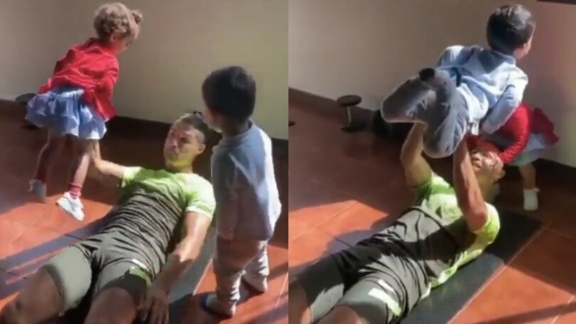 Juve, Cristiano Ronaldo si allena così: i figli al posto dei pesi!