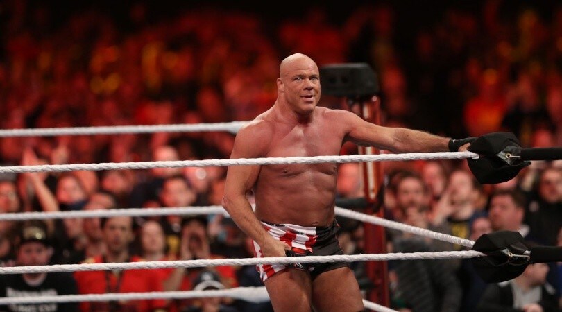Coronavirus, licenziati 19 atleti e un arbitro in WWE