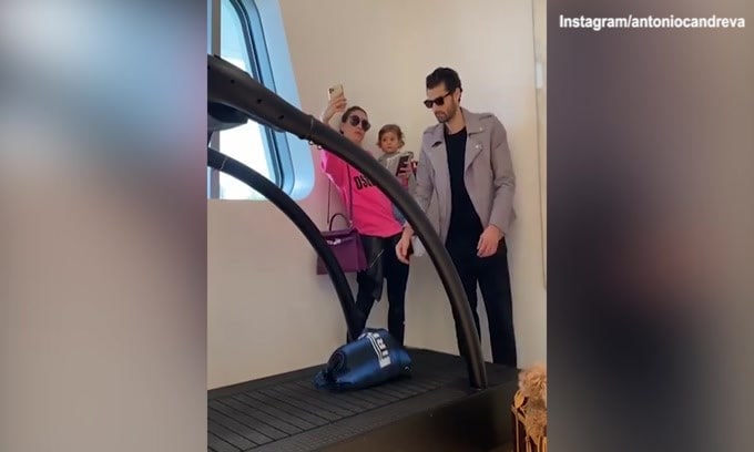 Candreva, ecco come sentirsi in aeroporto stando a casa