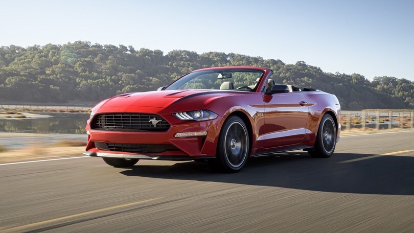 Ford Mustang, i 56 anni della sportiva più venduta al mondo