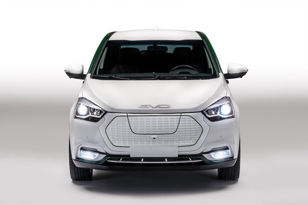 La nuova era di SUV DR Automobiles debutta con EVO Electric