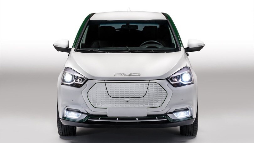 La nuova era di SUV DR Automobiles debutta con EVO Electric