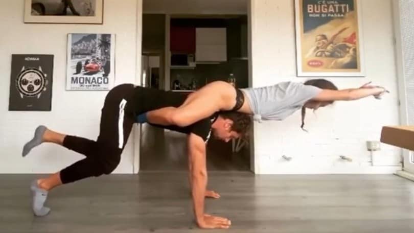 Coronavirus, Dotto e Greta show: l'allenamento si fa sexy!