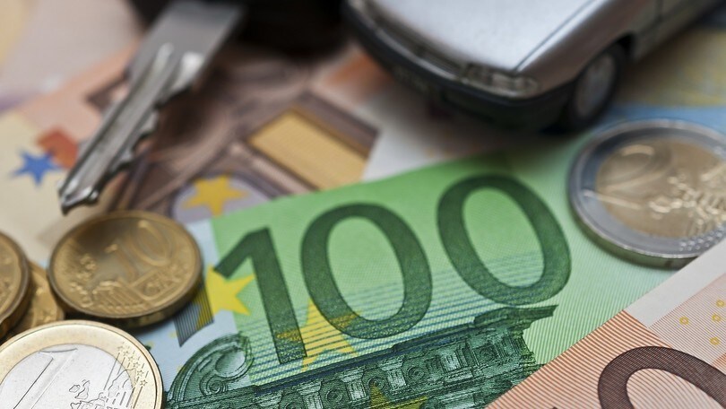 Mercato auto Italia, Unrae: la stima ad aprile è un -98%