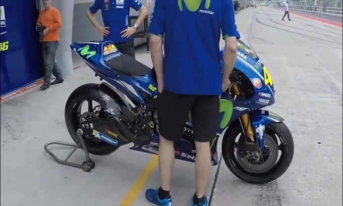 MotoGp: niente ritiro per Rossi. Corre altri 2 anni