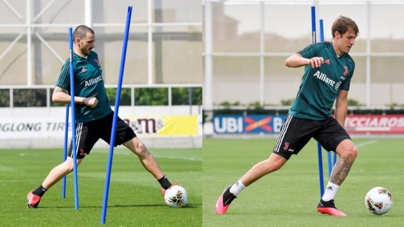 Bonucci e Ramsey, che gioia ritrovare il pallone: la Juve torna ad allenarsi