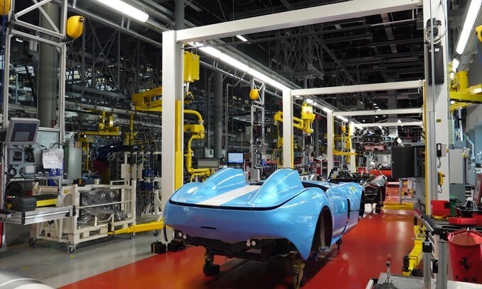 Ferrari riapre gli impianti di Maranello e Modena: così è la Fase 2 VIDEO