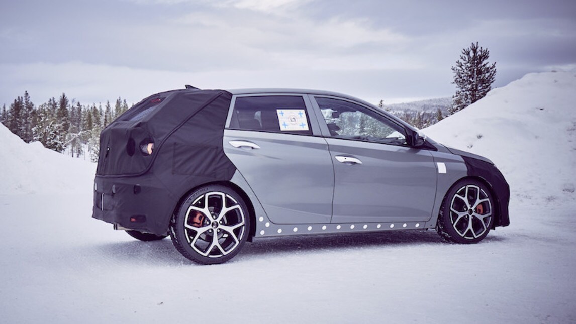 Nuova Hyundai i20, N Performance svela i muletti