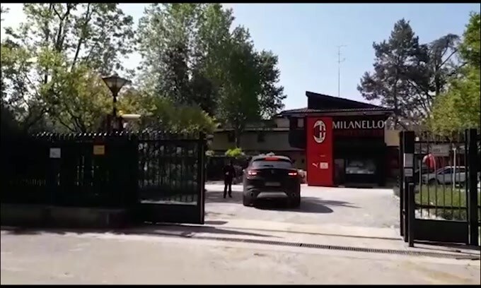 Milan, controlli prima di entrare a Milanello