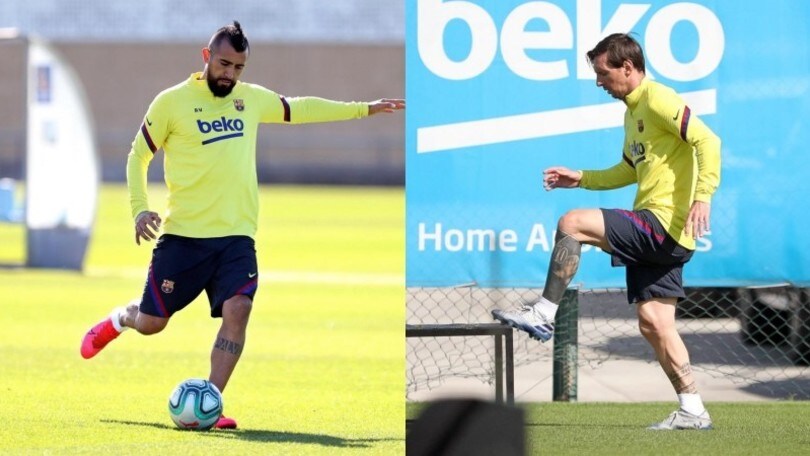 Barcellona, Vidal e Messi in campo in attesa della ripresa della Liga