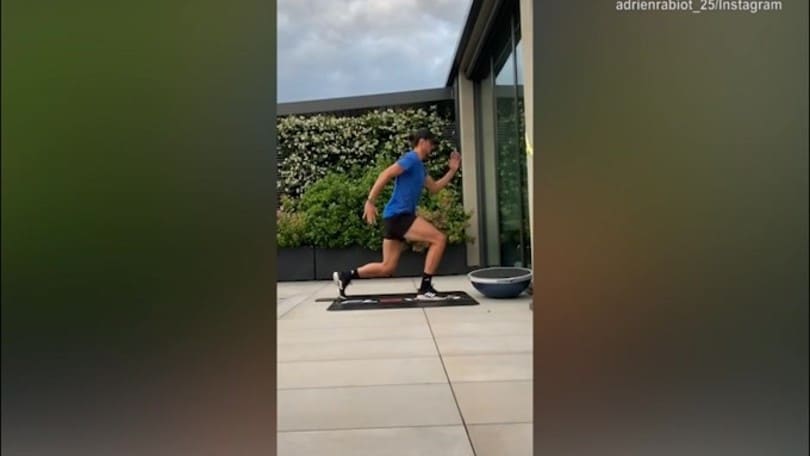 Juve, Rabiot si allena a casa e aspetta di tornare alla Continassa