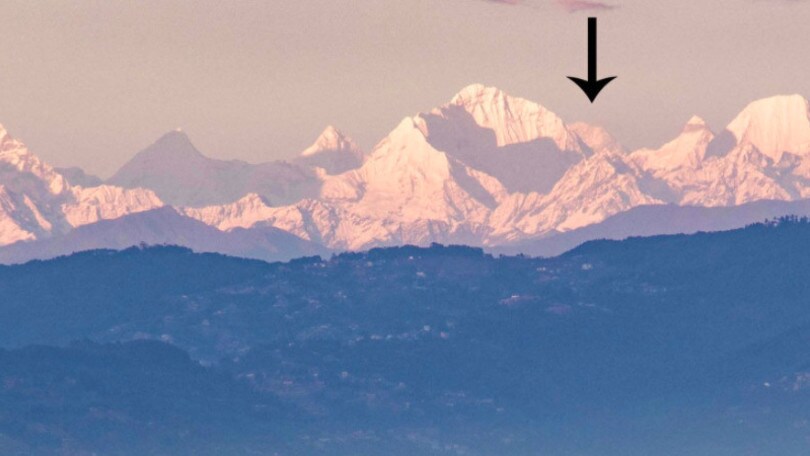 Coronavirus, in Nepal si rivede la cima dell'Everest grazie al lockdown