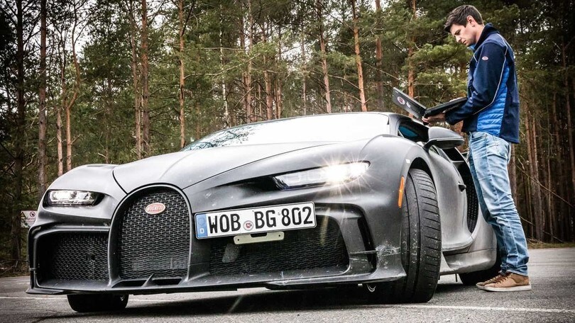 Bugatti e i test al tempo del COVID-19: gli scatti