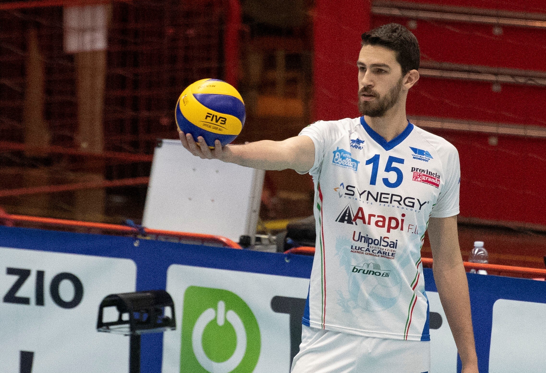 Luca Borgogno firma il rinnovo con Mondovì