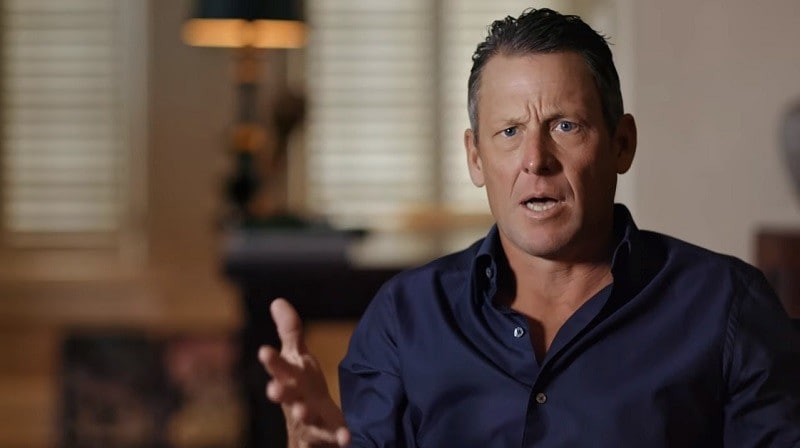 Lance Armstrong confessa: "Pagavo il pranzo alla gente che mi insultava"