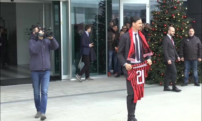 Milan, dolore alla gamba per Ibrahimovic: rischia un lungo stop