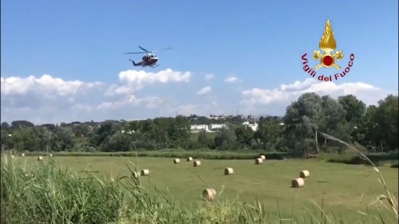 Roma, veivolo precipita nel Tevere: 1 disperso