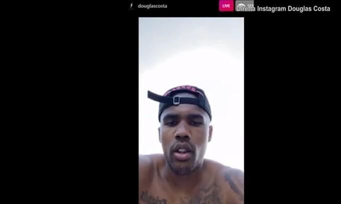Douglas Costa conferma: "Il 12 si torna a giocare"