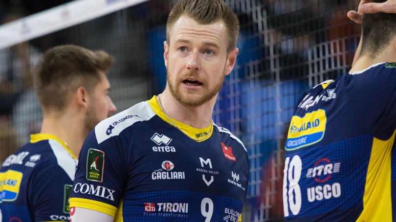Zaytsev se ne va, Modena in affanno
